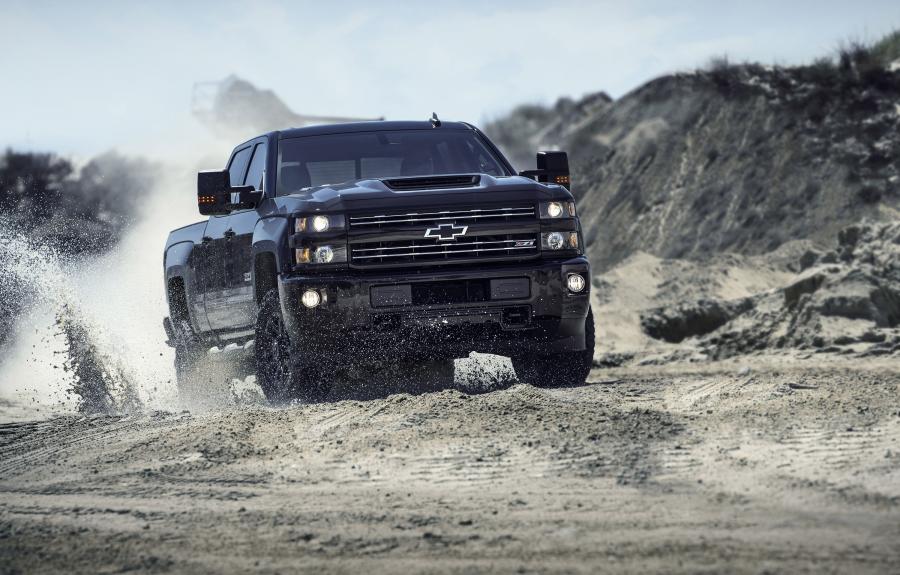  Chevrolet Silverado 2500 HD Z71 Midnight Crew Cab (GMTK2H) 2016 года  (фото 5 из 9)